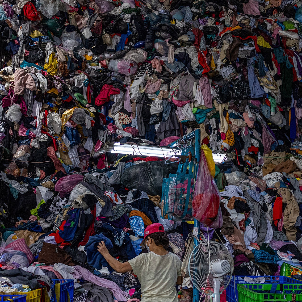 The US finally acknowledges textile waste in new report